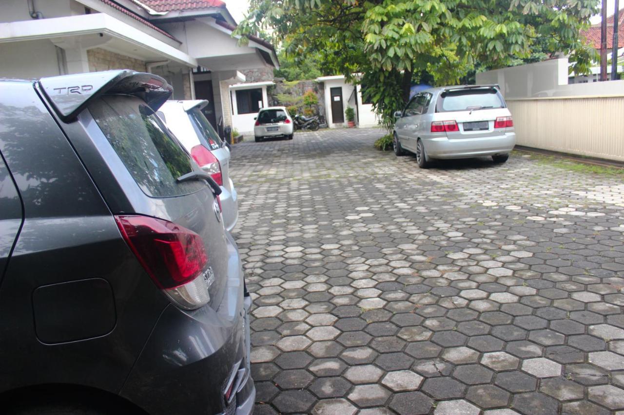 Hotel Graha Kinasih Kotabaru Yogyakarta Eksteriør bilde